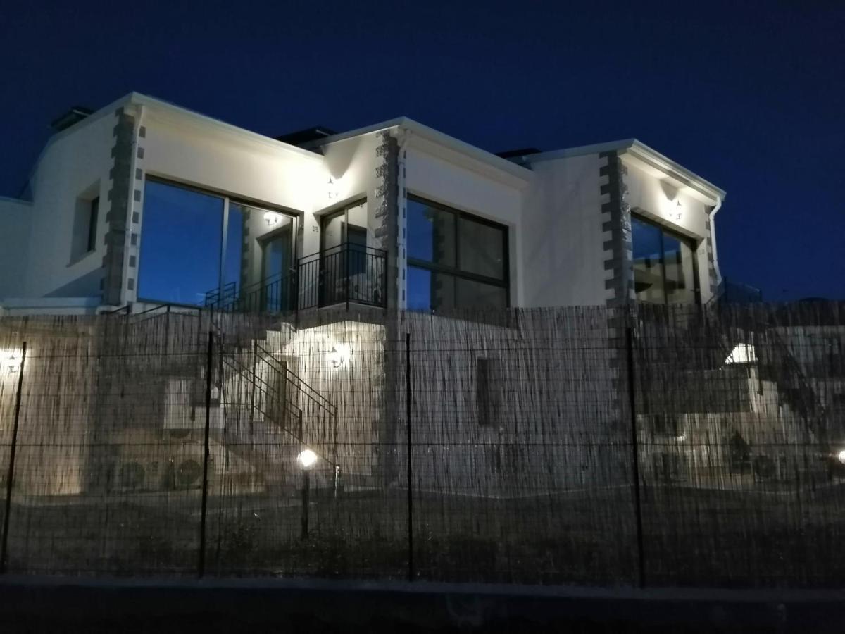 Sicily Rooms Appartamenti Карини Экстерьер фото