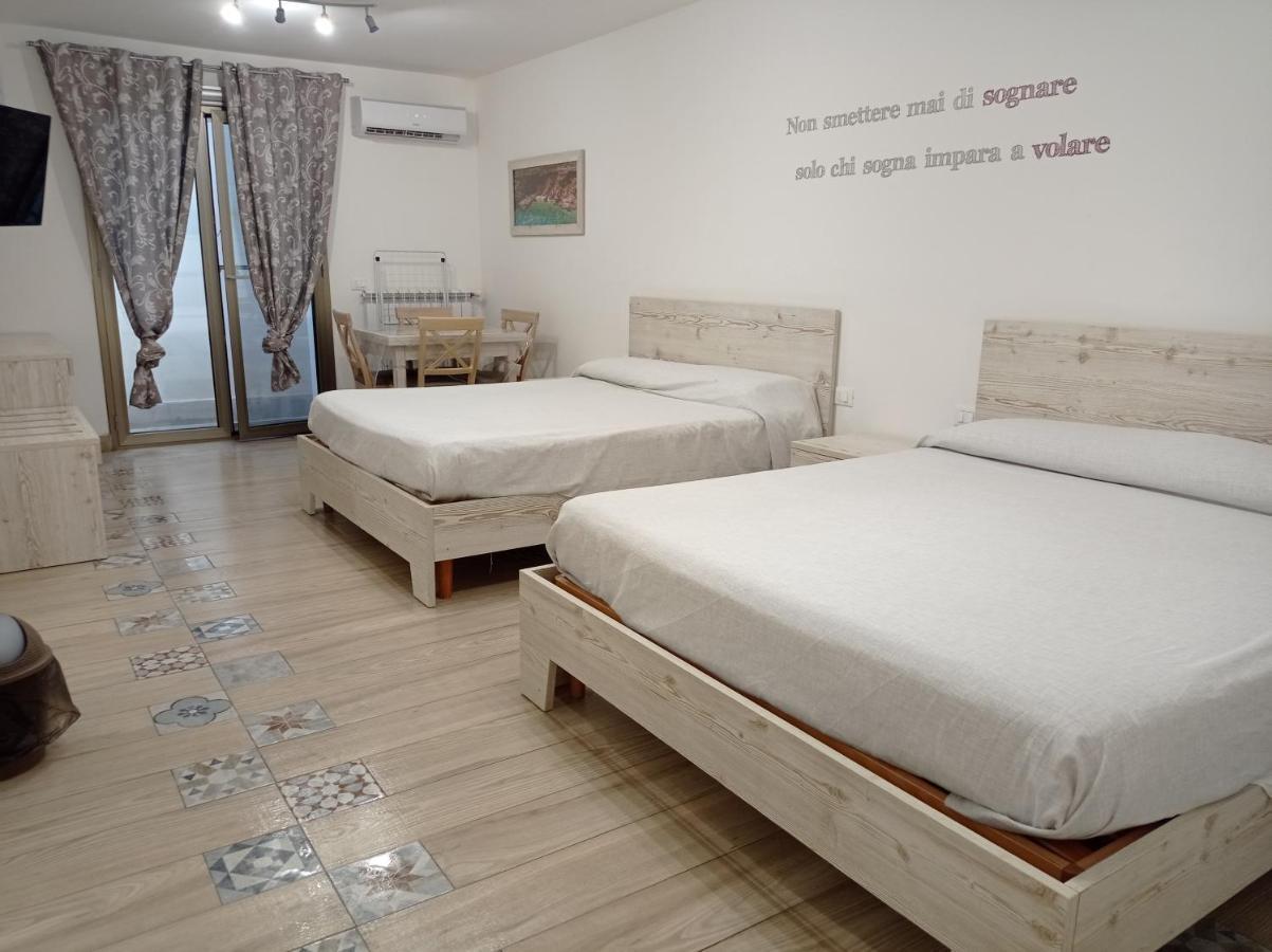 Sicily Rooms Appartamenti Карини Экстерьер фото