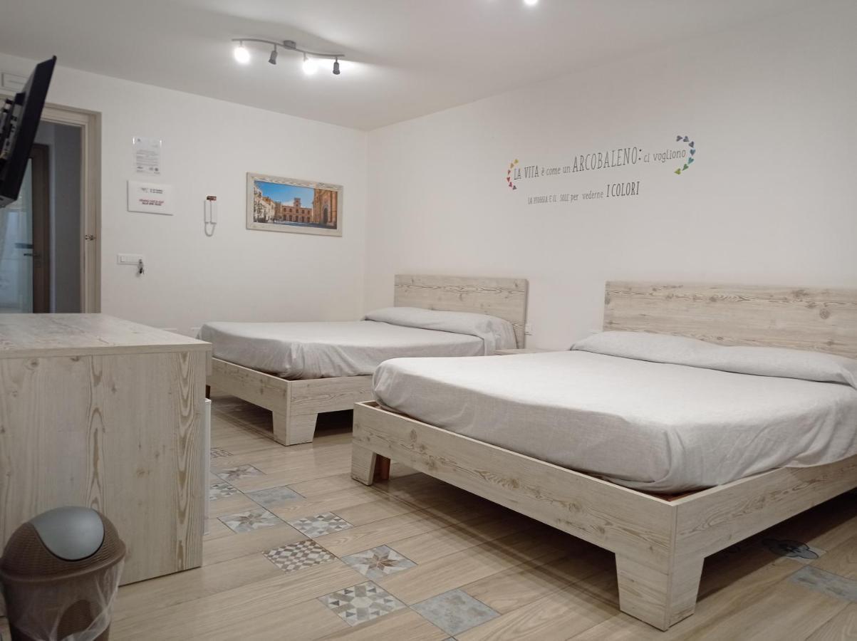 Sicily Rooms Appartamenti Карини Экстерьер фото